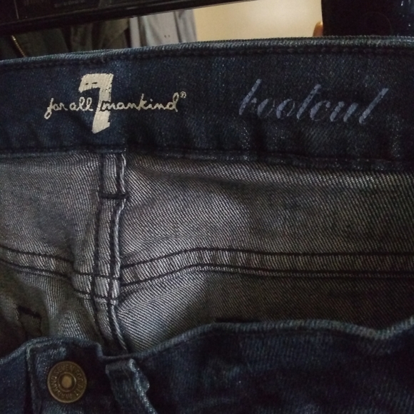 7 for all mankind dark wash, boot cut jeans - Picture 3 of 5
